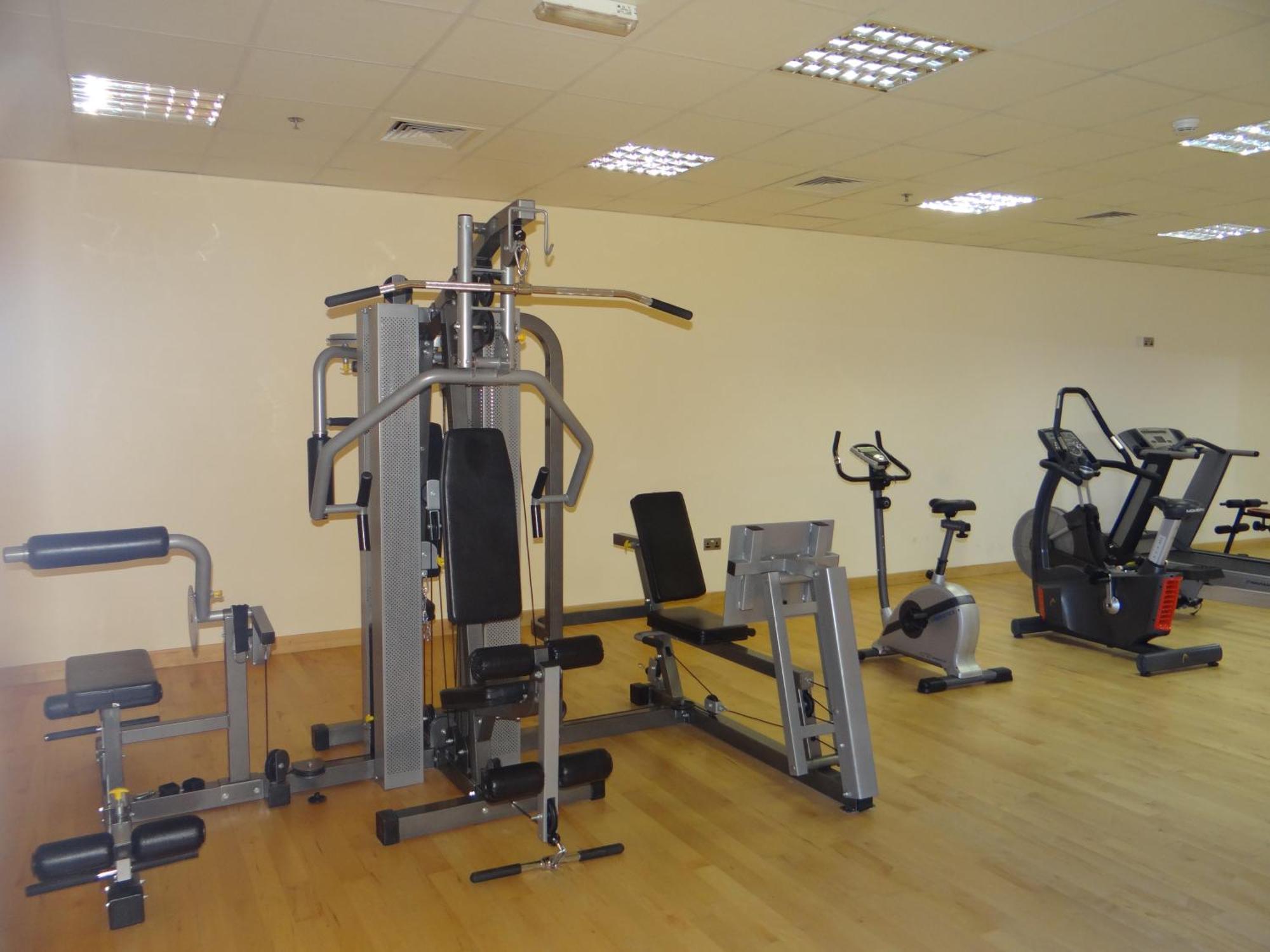 Huge Entire Apartment For Couples ,Families & Groups -Up To 5 Guests- With Free Pool, Steam & Sauna ,Jvc,Dubai Exterior foto